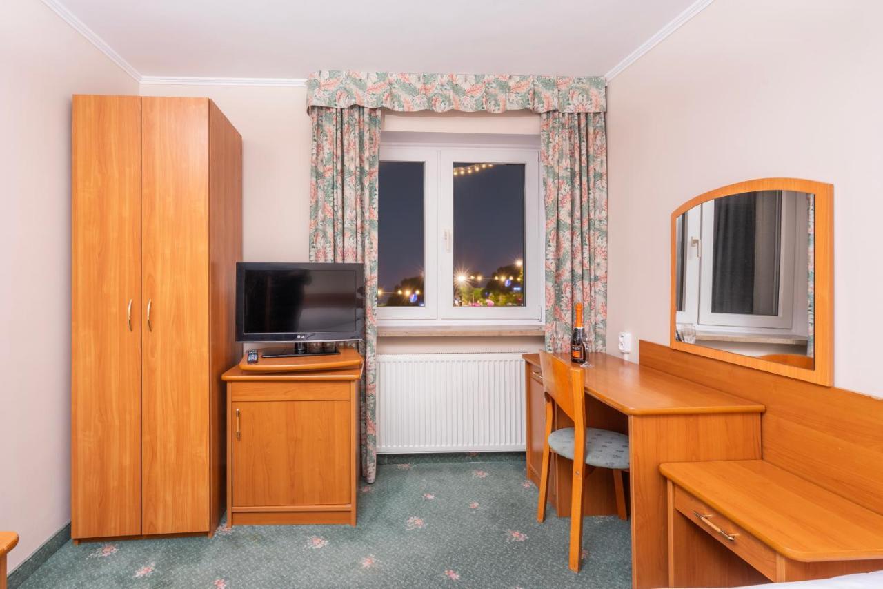 Hotel Victory Home Warschau Buitenkant foto