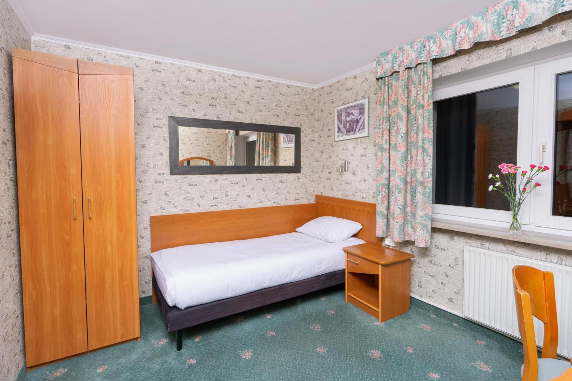 Hotel Victory Home Warschau Buitenkant foto
