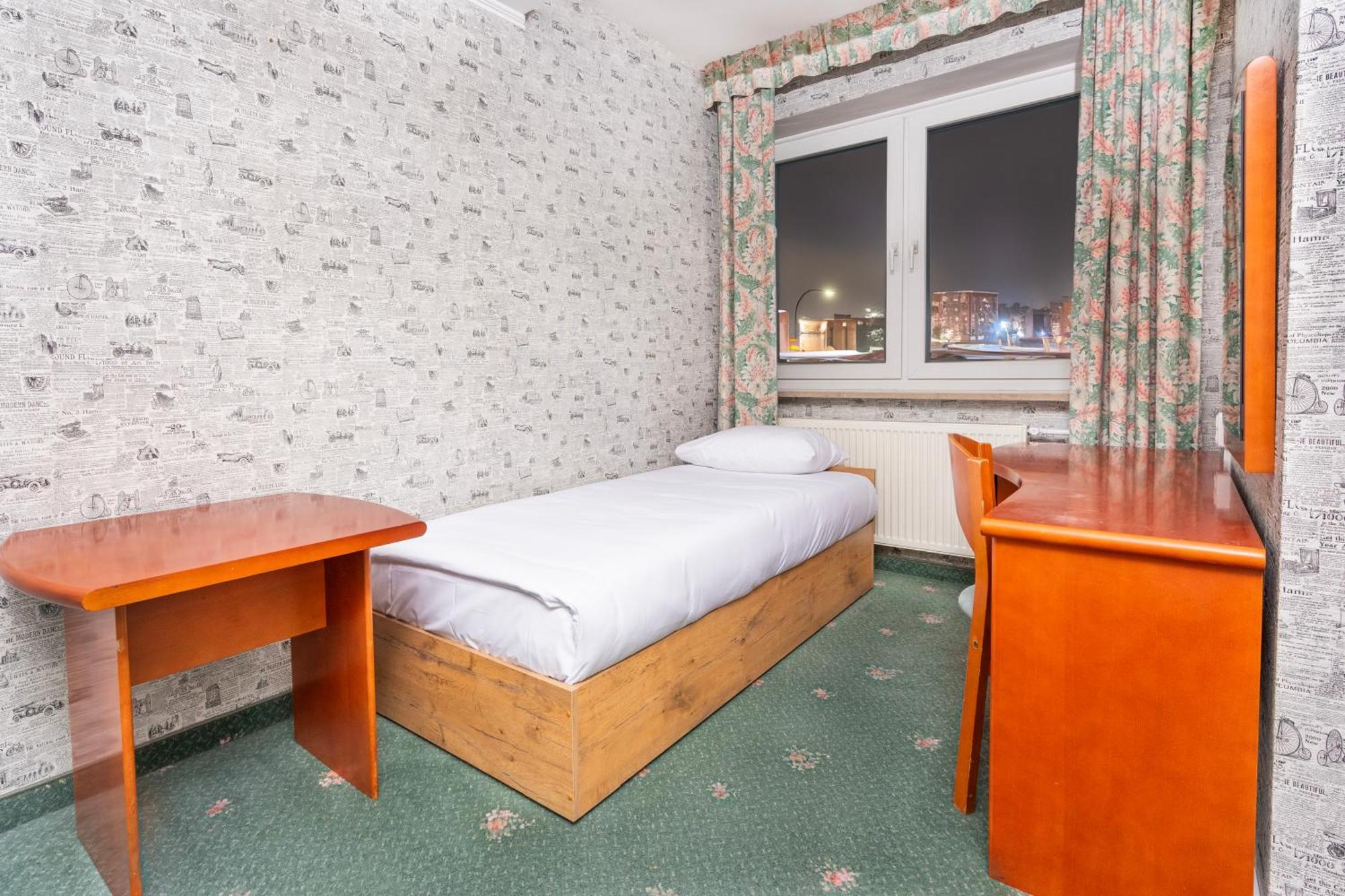 Hotel Victory Home Warschau Buitenkant foto