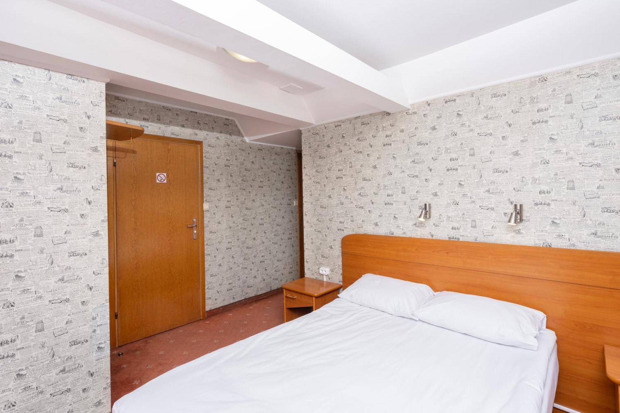 Hotel Victory Home Warschau Buitenkant foto