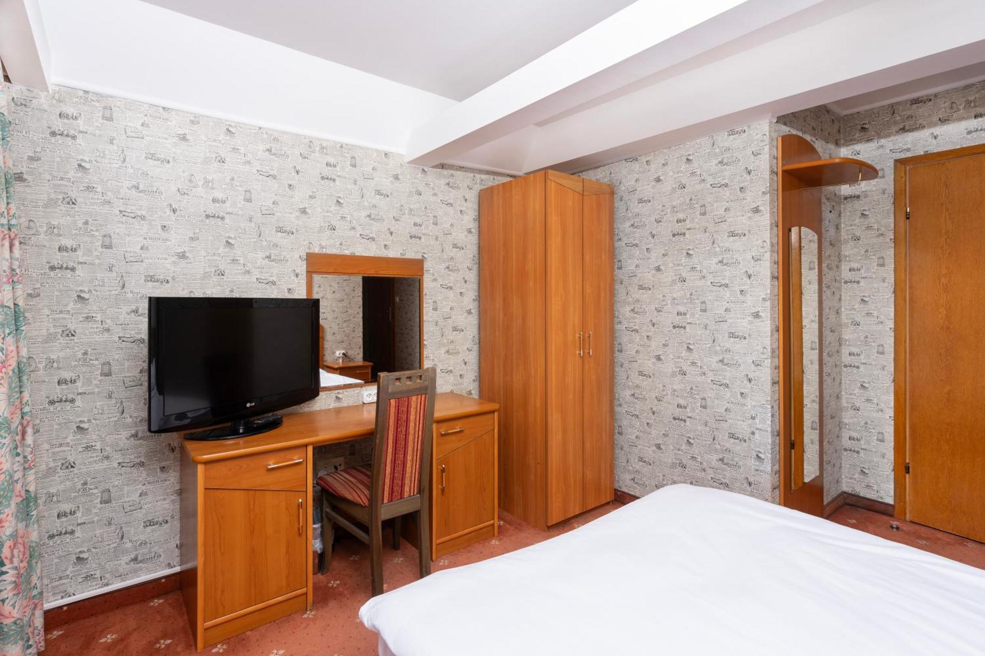 Hotel Victory Home Warschau Buitenkant foto